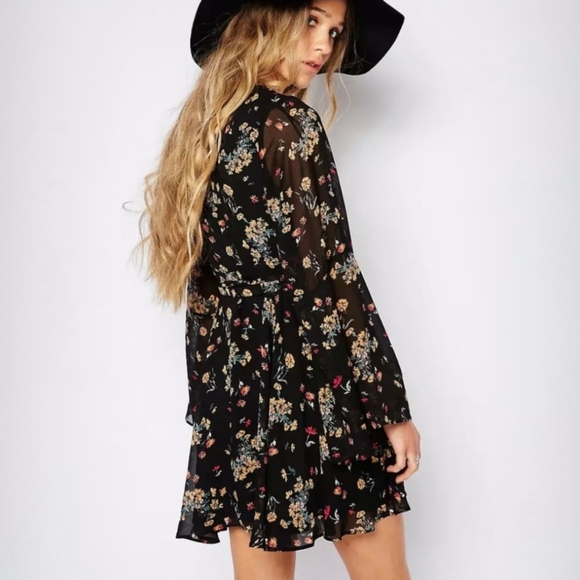 FREE PEOPLE Floral Boho Sundress with Plunge Neckline Bishop Sleeves LILOU LARGE - Picture 13 of 16